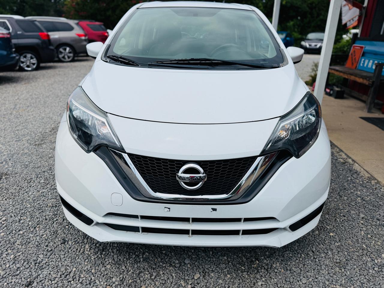 nissan versa note 2018 3N1CE2CP2JL361563 image nissan versa note 2018 3N1CE2CP2JL361563 image